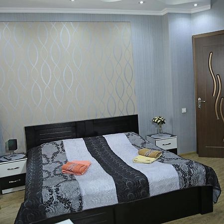 Guest House Beautiful Tbilisi On Khidistavi Street Exterior foto