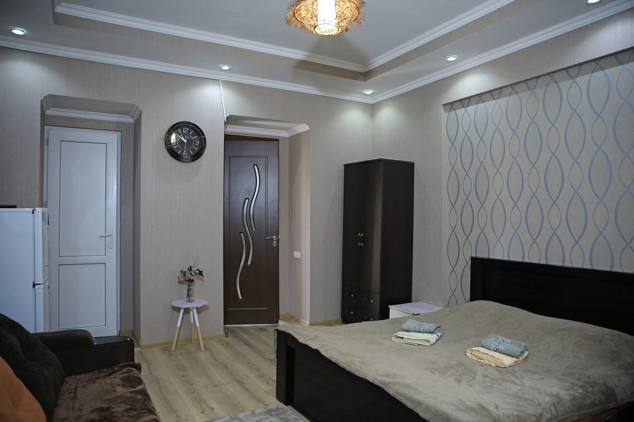 Guest House Beautiful Tbilisi On Khidistavi Street Exterior foto