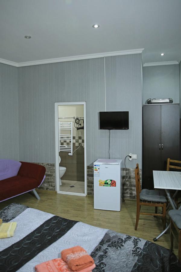 Guest House Beautiful Tbilisi On Khidistavi Street Exterior foto