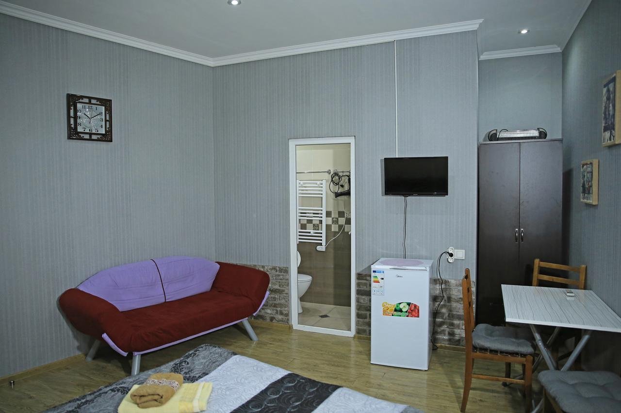 Guest House Beautiful Tbilisi On Khidistavi Street Exterior foto