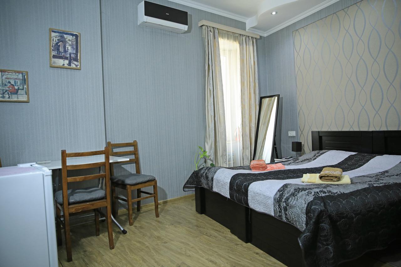 Guest House Beautiful Tbilisi On Khidistavi Street Exterior foto